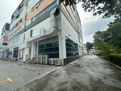 Hola Centre (D14), Retail #613747341